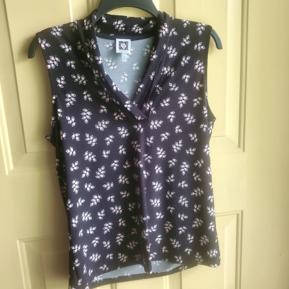 Anne Klein Sleeveless Blouse, Size Medium